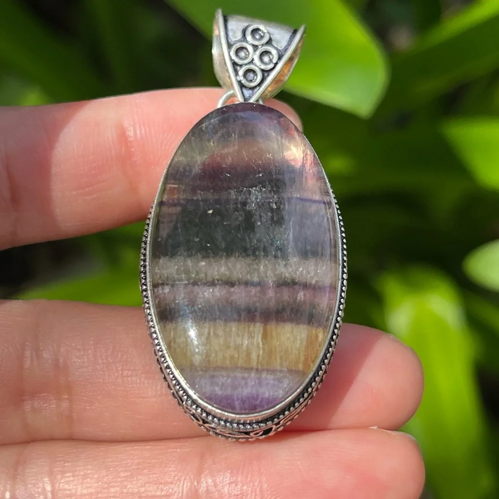 N/A material silver